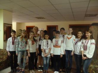 Учні 7-А класу у Ірпінському військовому шпиталі